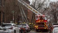 Derivado de la magnitud del fuego, el incendio en la casa localizada en Filadelfia tardó cerca de una hora en ser controlado