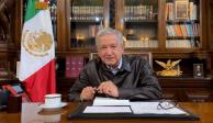 López Obrador, ayer, en su oficina de Palacio.