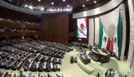 Morena anunció celebración de reunión plenaria con ocho titulares de dependencias y legisladores.