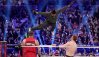 Bad Bunny vuelve a la Royal Rumble de la WWE e impacta con sus quebradoras