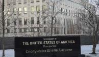 Una imagen de la embajada de Estados Unidos en Kiev, Ucrania, el sábado 12 de febrero de 2022.