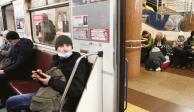 Personas se refugian en una estación de metro, después de que el presidente ruso, autorizara el ataque militar en Kiev.