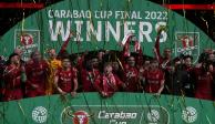 Liverpool celebra el título de la Carabao Cup.