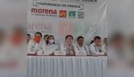Abuchean a Mario Delgado en Oaxaca por insinuar que hay periodistas "mercenarios de los medios de comunicación".