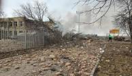 Volodimir Zelenski, presidente de Ucrania, denunció la destrucción total de un aeropuerto.