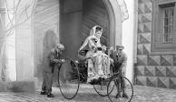 Bertha Benz,&nbsp;la primera persona en manejar un auto.