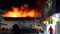Incendio acabó con 50 locales de mercado en Comitán, Chiapas