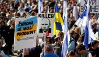 Rusos protestan en Praga contra la guerra en Ucrania