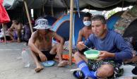 Migrantes cubanos en un campamento instalado en South Drain, mientras intentan llegar a Estados Unidos, en 2014.