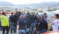 Aficionados de futbol se enfrentaron a las afueras del Estadio Hidalgo, el sábado pasado.