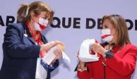 La gobernadora de Tlaxcala, Lorena Cuéllar Cisneros, reconoció la valiosa labor que ha desempeñado la Cruz Roja durante muchos años-