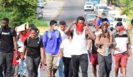 Caravana migrante llega a localidad Viva México en Chiapas