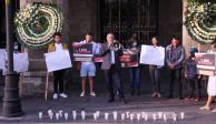 Militantes del PRD protestan en el Zócalo