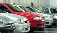 Venta de vehículos cae 1.0% en abril.