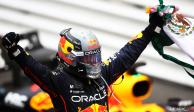 Checo Pérez celebra su triunfo en el Gran Premio de Mónaco de Fórmula 1