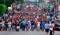 Miles de centroamericanos avanzan cada año rumbo a EU, pero pasan por México..