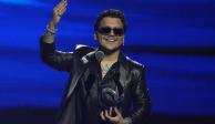 El cantante mexicano, al recibir el Premio Lo Nuestro, en febrero pasado.