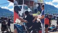 Motociclista "frustra asalto” y atropella a “ladrones” en Colombia, pero en realidad eran actores que grababan una escena.