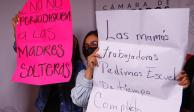 Madres protestan en San Lázaro para exigir ETC, en abril pasado.