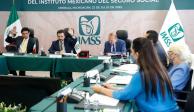 El Consejo Técnico del IMSS aprobó realizar una campaña de difusión para afiliación de personas trabajadoras del campo.