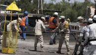 Continúan las labores de rescate de 10 mineros atrapados en el pozo de carbón en Agujita.