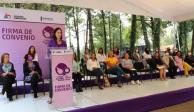 Lía Limón firma convenio para el inicio de actividades de la Casa Aliada Vania.