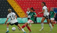 Una acción del México vs Alemania, Mundial Sub 20 Femenil