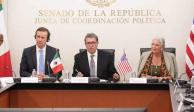 La presidenta de la Mesa Directiva, Olga Sánchez Cordero y el presidente de la Jucopo Ricardo Monreal, recibieron a una delegación del Congreso de los EU