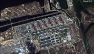 Una toma satelital muestra los reactores de la mayor central nuclear de Ucrania y Europa la semana pasada.