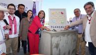 Lorena Cuéllar coloca primera piedra de la Universidad Intercultural de Tlaxcala.