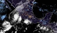 "Orlene" se intensificó a huracán categoría 4 frente a las costas de Jalisco durante la madrugada de este domingo.