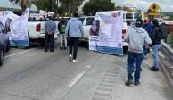 Familiares de víctima de feminicidio bloquean la México-Querétaro.