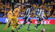 Una acción del Tigres vs Pachuca, cuartos de final de ida del Apertura 2022 de la Liga MX.