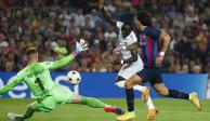 Sadio Mané al momento de anotar el 1-0 del Bayern Múnich sobre el Barcelona.