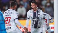 Héctor Moreno festeja con Luis Romo un gol en la semifinal entre Monterrey y Pachuca, el mes pasado.