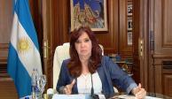 La vicepresidenta de Argentina, Cristina Fernández, acusa que la sentencia de seis años que le impusieron por presuntos actos de corrupción fue orquestada por una "mafia judicial y un Estado paralelo"