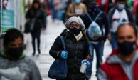 Autoridades recomiendan uso de ropa abrigadora frente a los fríos.