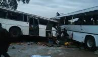 Un accidente entre dos autobuses de pasajeros, provocado por la explosión de un neumático, dejó 40 muertos y más de 80 heridos en Senegal