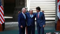 El presidente de los Estados Unidos, Joe Biden; de México, Andrés Manuel López Obrador, y el primer ministro de Canadá, Justin Trudeau, posan juntos tras la Cumbre de Líderes de América del Norte.