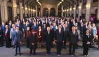 AMLO se reúne en Palacio Nacional con embajadoras, embajadores y cónsules que dijo, "representan con mucha dignidad a nuestro país en el extranjero"