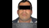 De acuerdo con la Fiscalía mexquense, Edgar “N” alias “Minimi” y/o “Chaparro” y/o “Rebelde” es presunto líder de la banda delictiva denominada “La Línea”, dedicada a la venta de droga, secuestro y trata de personas