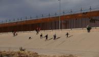 Decenas de migrantes intentan diariamente llegar a Estados Unidos pasando por México.