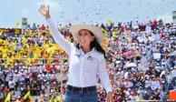 Alejandra Del Moral desde la plaza "La monumental" del municipio de Tejupilco, al sur del Edomex, el 11 de abril de 2023.