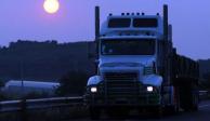 Colombia detiene importaciones de camiones de carga procedentes de México
