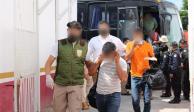 Rescata INM a 155 migrantes que viajaban de manera irregular en dos autobuses