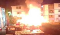 Bomberos sofocan incendio en Culhuacán; reportan 10 jaulas y 5 vehículos afectados