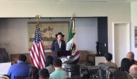 Ken Salazar, embajador de Estados Unidos en México, en conferencia de prensa.