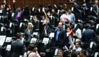 Votación del grupo parlamentario de Morena durante la sesión ordinaria de la Cámara de Diputados del 20 de abril 2023.