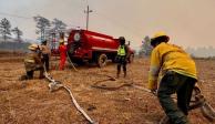 Servicios de emergencia responden a incendio en Tapalpa, Jalisco; Desalojan a 260 personas