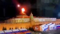 Objeto luminoso sobrevuela el Kremlin; presunta muestra del ataque con drones de Ucrania.